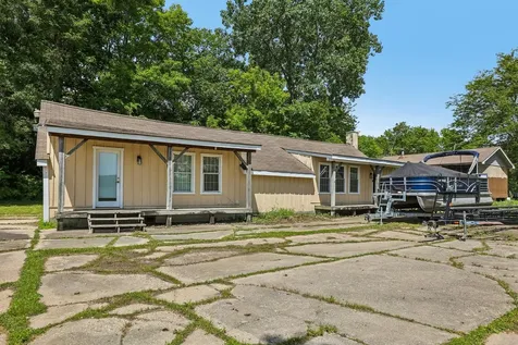 34983 Hickory Avenue Ingleside IL 60041
