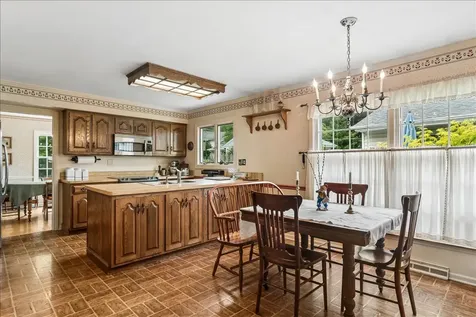 344 Wisconsin Avenue Barrington IL 60010