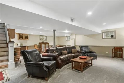 344 Wisconsin Avenue Barrington IL 60010