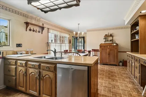 344 Wisconsin Avenue Barrington IL 60010