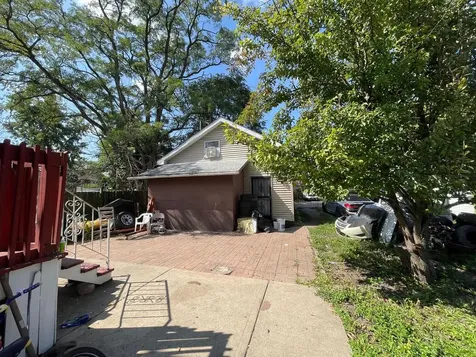 15736 Lathrop Avenue Harvey IL 60426
