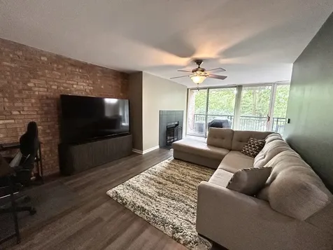 6010 Oakwood Drive Lisle IL 60532