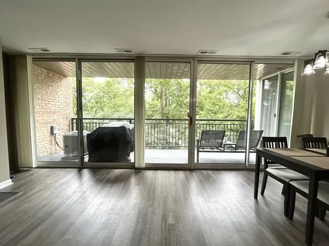 6010 Oakwood Drive Lisle IL 60532