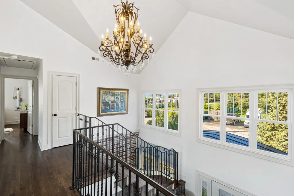 245 Sunrise Lane Lake Zurich IL 60047