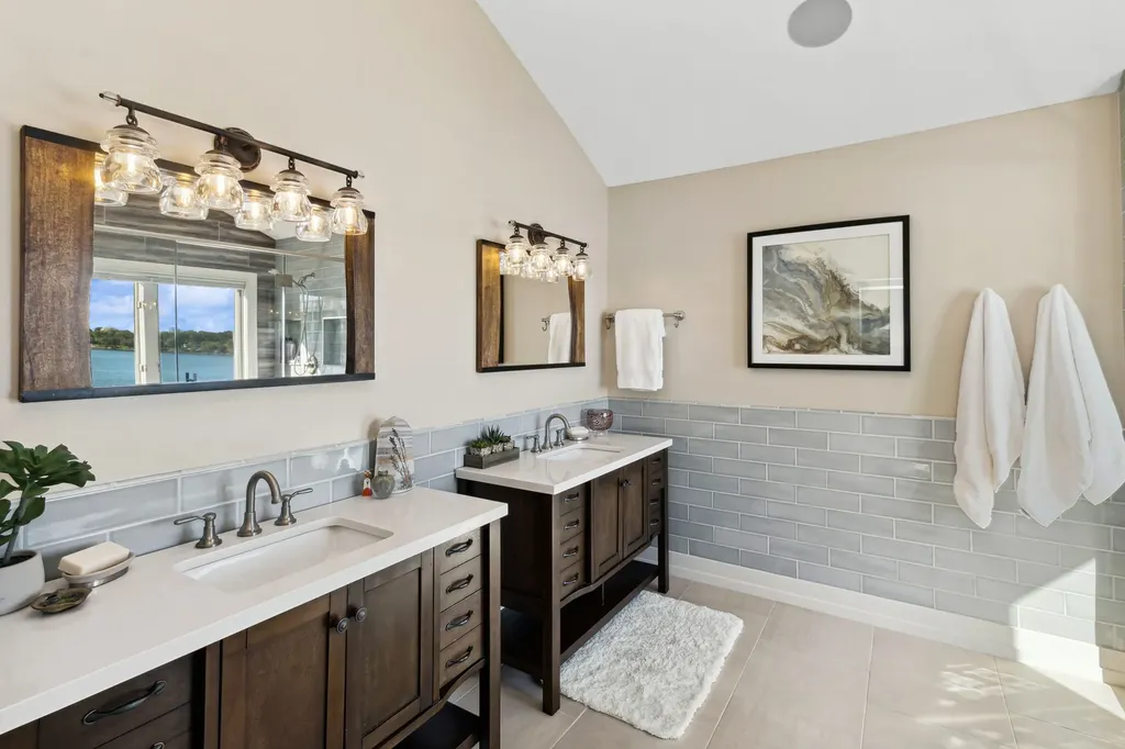 245 Sunrise Lane Lake Zurich IL 60047