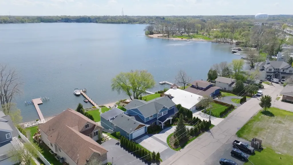 245 Sunrise Lane Lake Zurich IL 60047