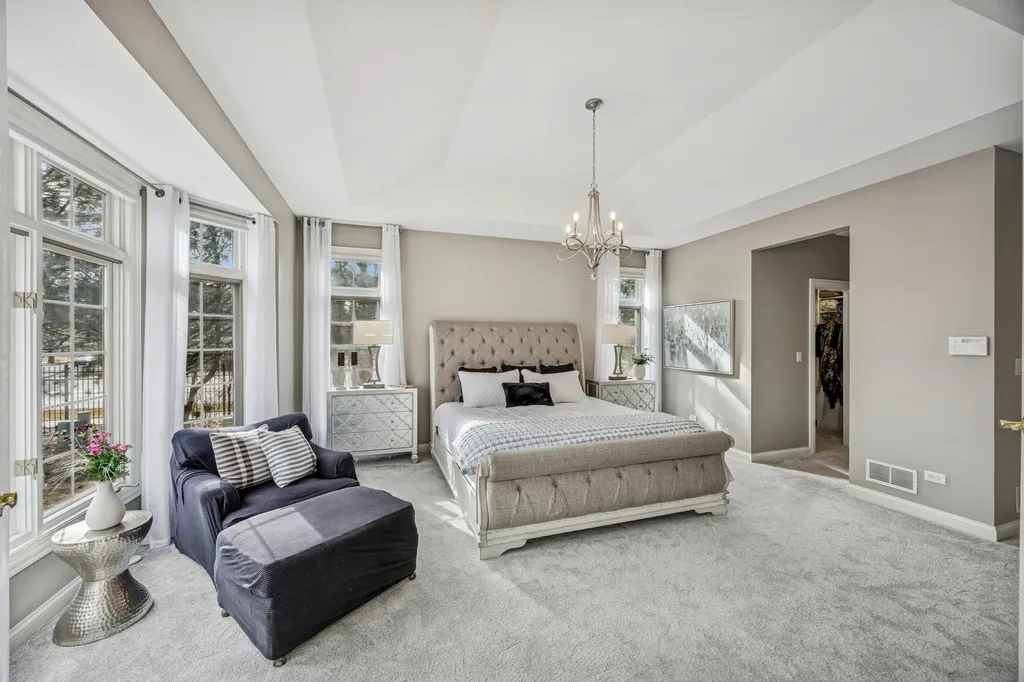 8711 Berkley Court Orland Park IL 60462