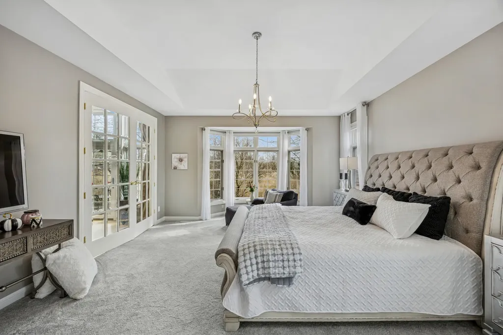 8711 Berkley Court Orland Park IL 60462