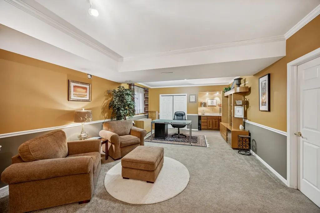 8711 Berkley Court Orland Park IL 60462