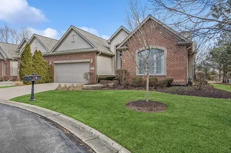 8711 Berkley Court Orland Park IL 60462