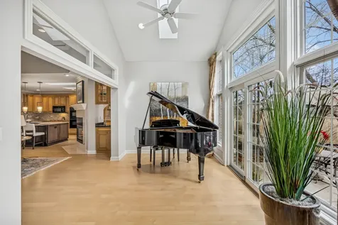 8711 Berkley Court Orland Park IL 60462