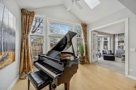 8711 Berkley Court Orland Park IL 60462