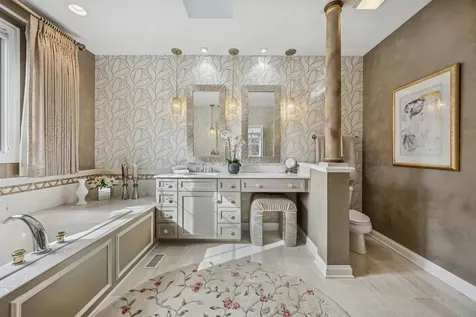 8711 Berkley Court Orland Park IL 60462