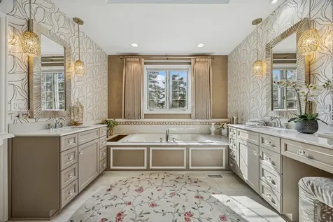 8711 Berkley Court Orland Park IL 60462