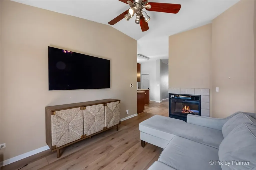 2449 Wilton Lane Aurora IL 60502