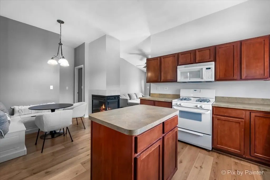 2449 Wilton Lane Aurora IL 60502