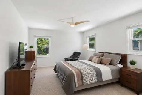 1380 Logsdon Lane Buffalo Grove IL 60089