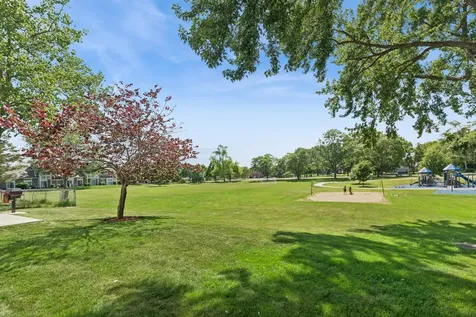 1380 Logsdon Lane Buffalo Grove IL 60089