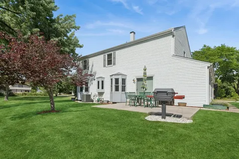 1380 Logsdon Lane Buffalo Grove IL 60089