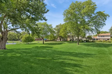1380 Logsdon Lane Buffalo Grove IL 60089
