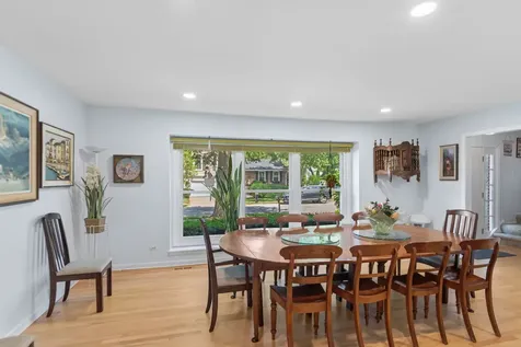 1380 Logsdon Lane Buffalo Grove IL 60089