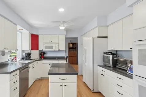1380 Logsdon Lane Buffalo Grove IL 60089