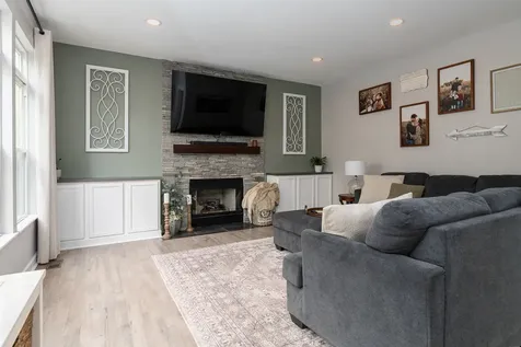 1061 Painted Lake Court Lake Villa IL 60046