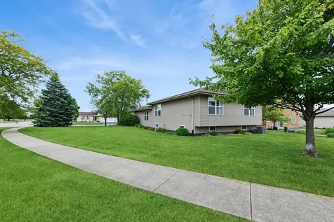 17900 Poplar Lane Country Club Hills IL 60478