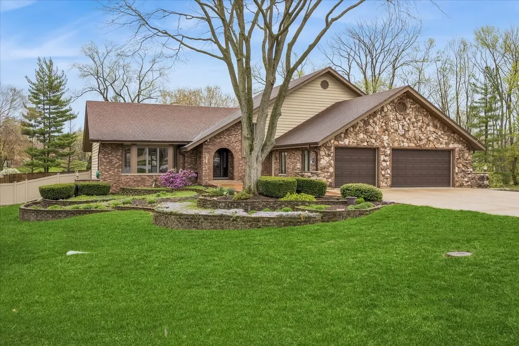 6037 Dunham Road Downers Grove IL 60516