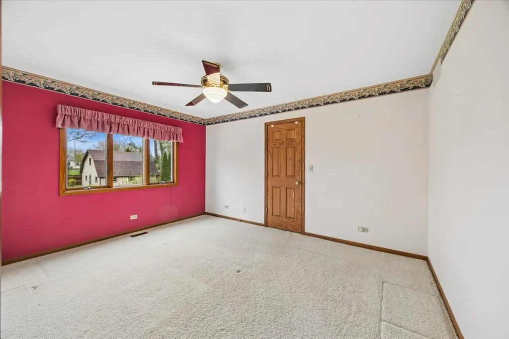 6037 Dunham Road Downers Grove IL 60516