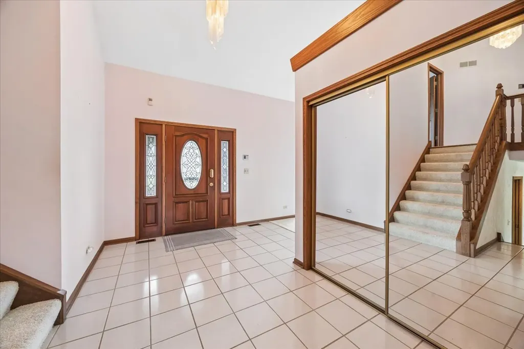 6037 Dunham Road Downers Grove IL 60516