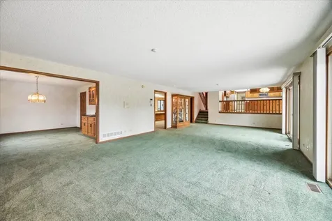 6037 Dunham Road Downers Grove IL 60516