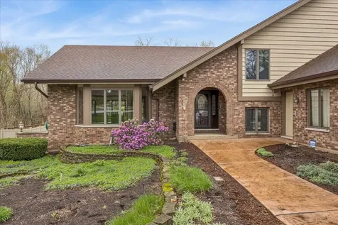 6037 Dunham Road Downers Grove IL 60516