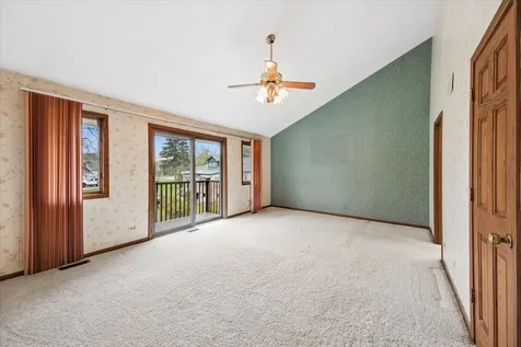 6037 Dunham Road Downers Grove IL 60516