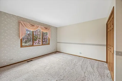 6037 Dunham Road Downers Grove IL 60516