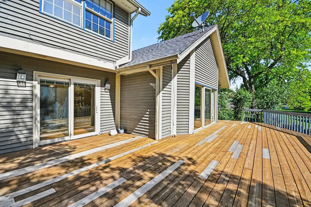 7221 Webster Street Downers Grove IL 60516