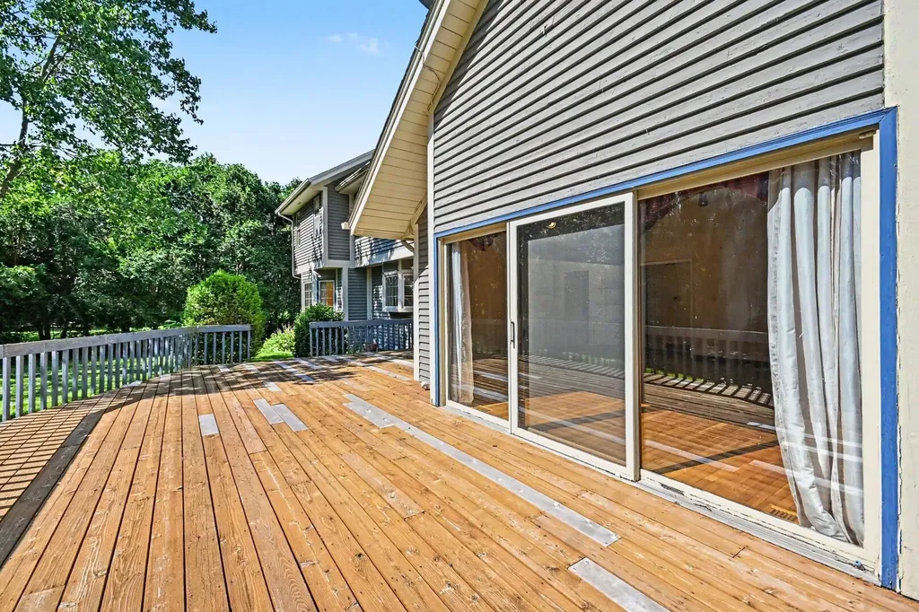 7221 Webster Street Downers Grove IL 60516