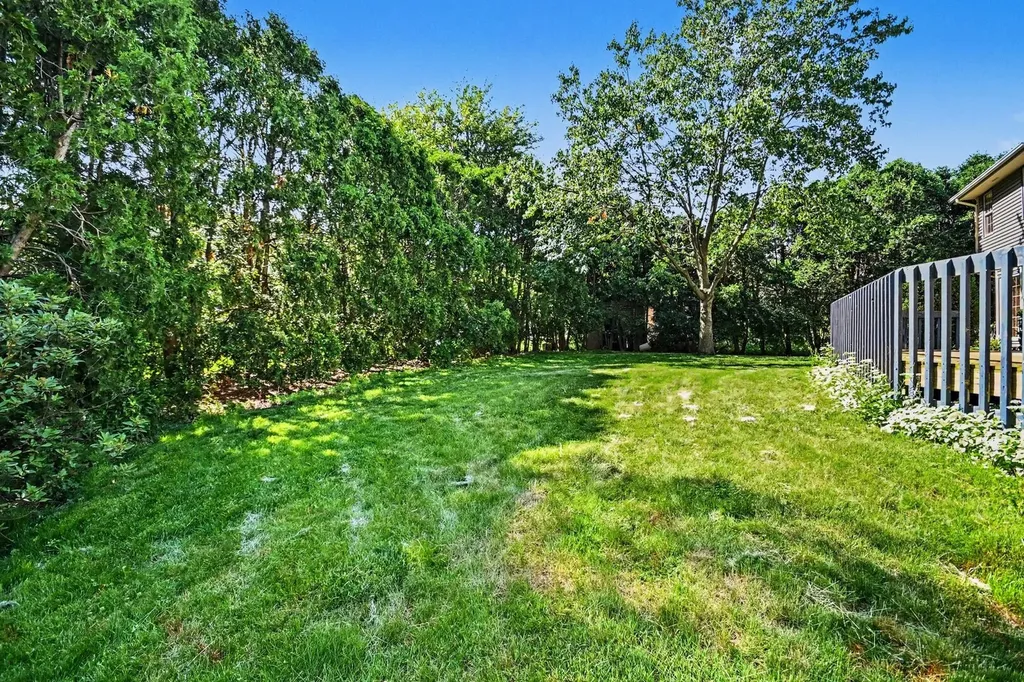 7221 Webster Street Downers Grove IL 60516