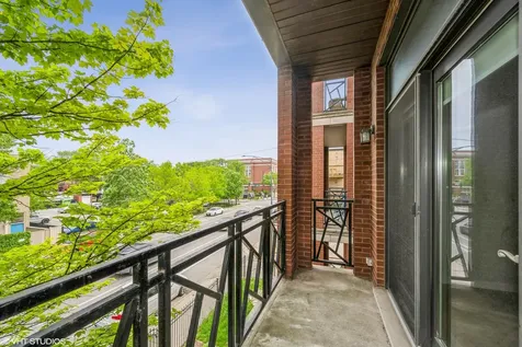 2215 West Augusta Boulevard Chicago IL 60622
