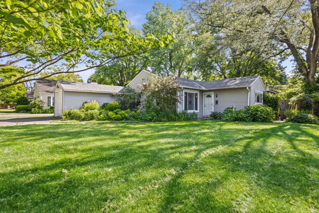 273 Churchill Street Northfield IL 60093
