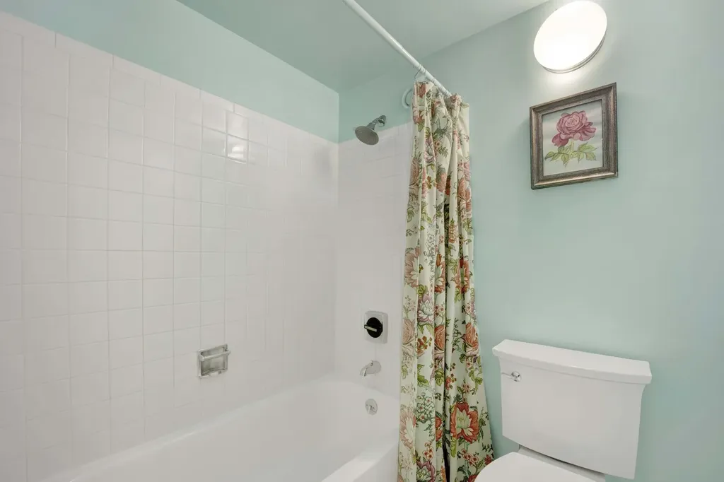 540 North Lake Shore Drive Chicago IL 60611
