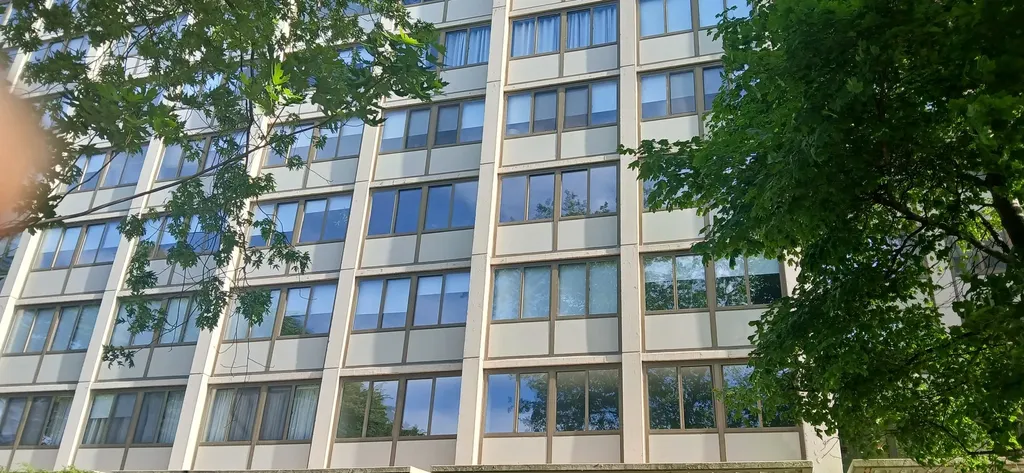 4850 South Lake Park Avenue Chicago IL 60615