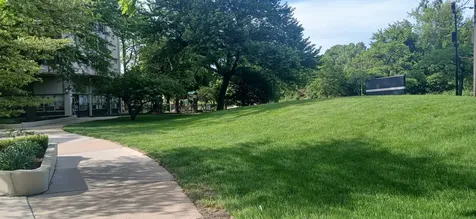 4850 South Lake Park Avenue Chicago IL 60615