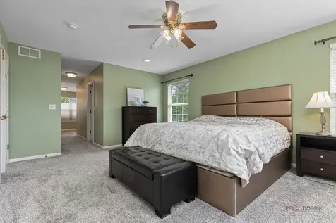 332 Colonial Drive Vernon Hills IL 60061
