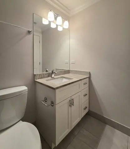 4 North Aberdeen Street Chicago IL 60607