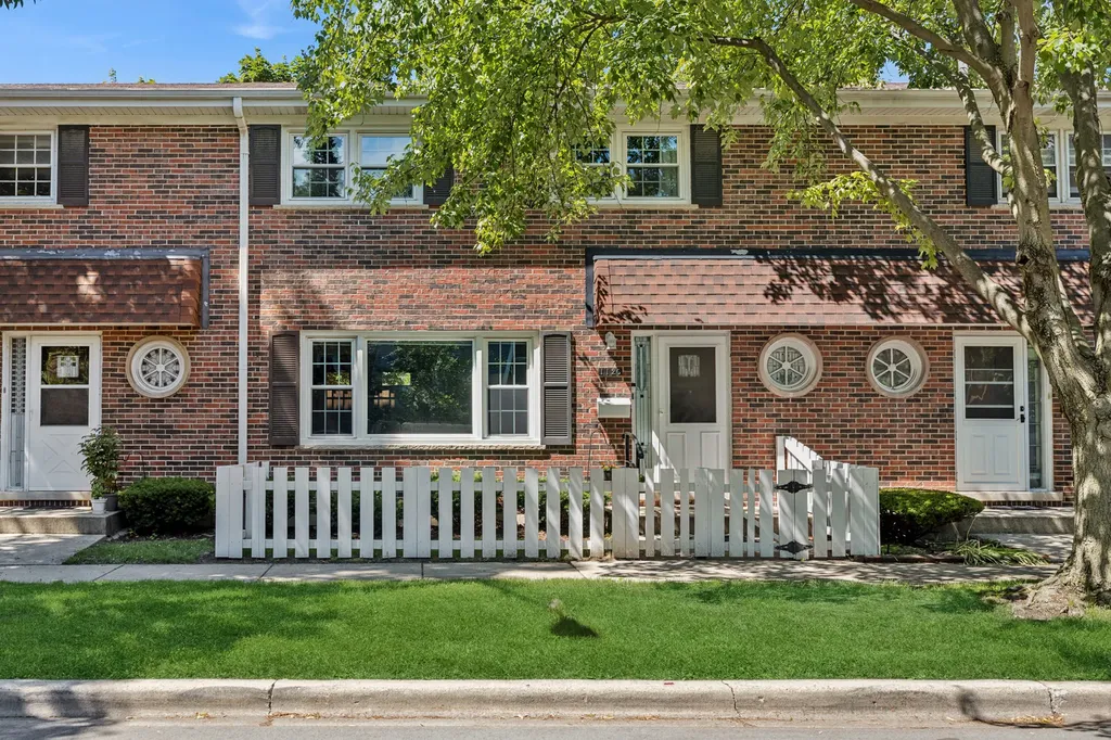 1120 Superior Street Oak Park IL 60302