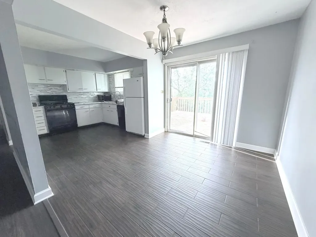 32 East Schubert Avenue Glendale Heights IL 60139