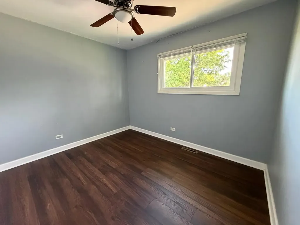 32 East Schubert Avenue Glendale Heights IL 60139