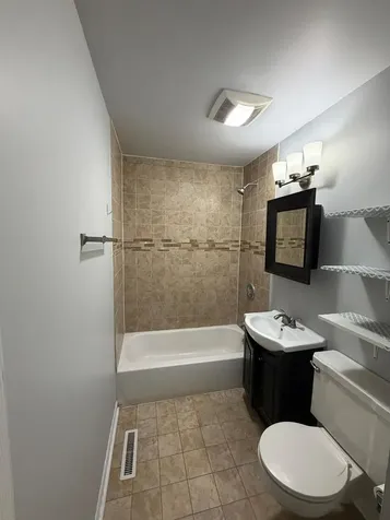 32 East Schubert Avenue Glendale Heights IL 60139
