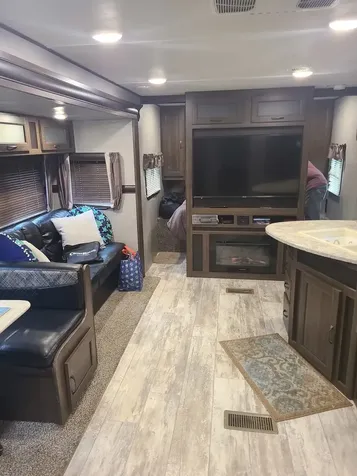 25/96 Woodhaven Sublette IL 61367